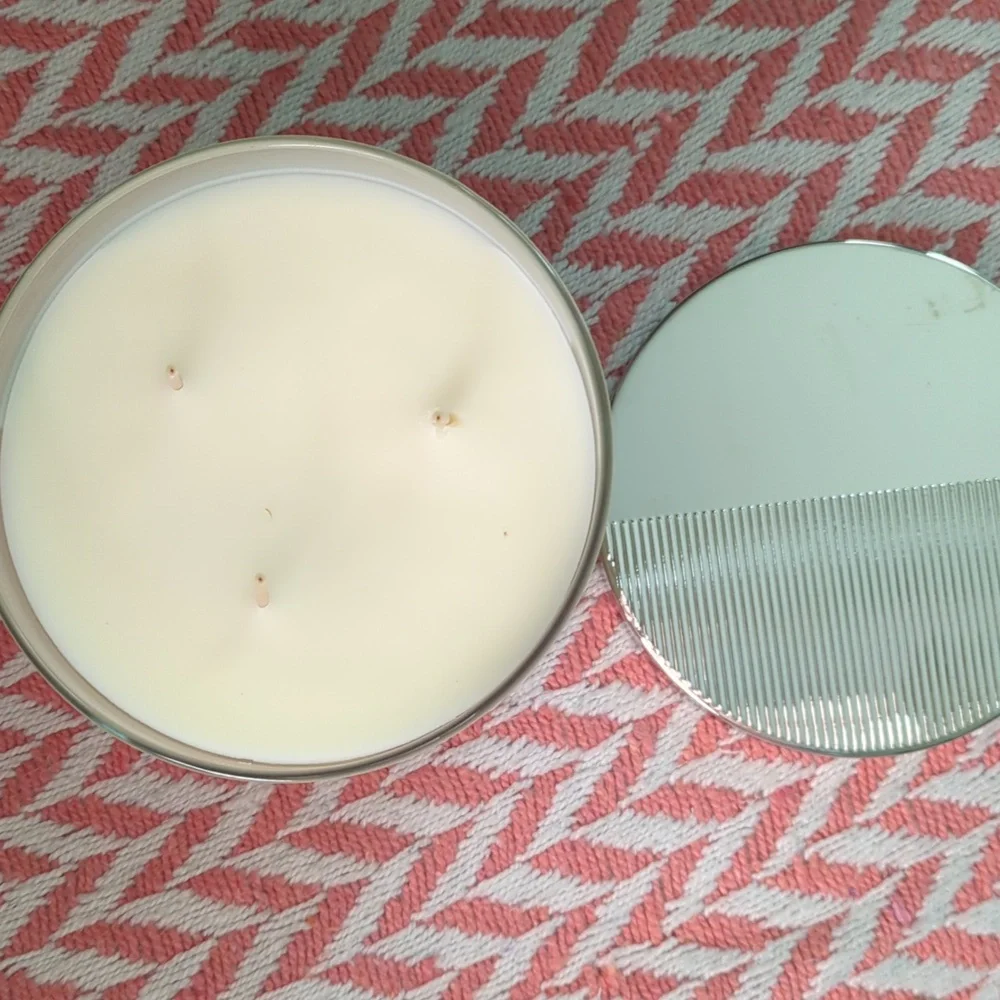 NWT BBW Bath & Body Works London Tea and Lemon 3-Wick Candle - Picture 3 of 4